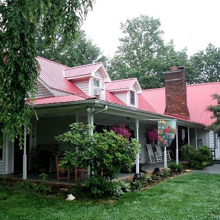 Blue Ridge Manor Bed And Breakfast Fancy Gap Екстериор снимка