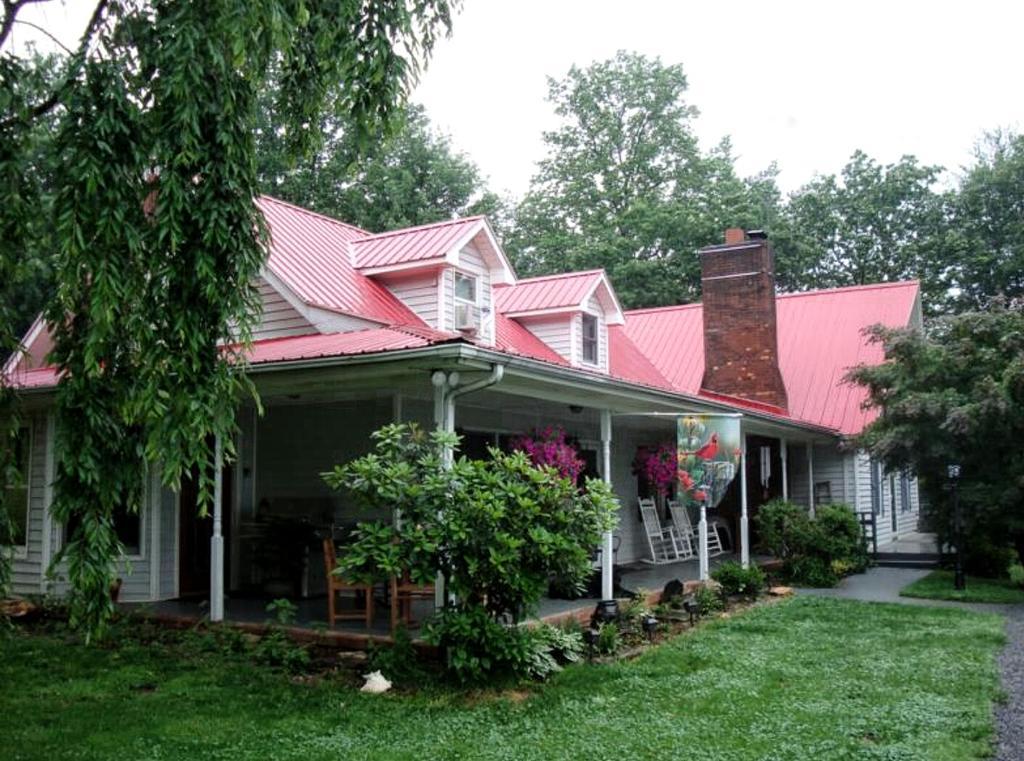 Blue Ridge Manor Bed And Breakfast Fancy Gap Екстериор снимка