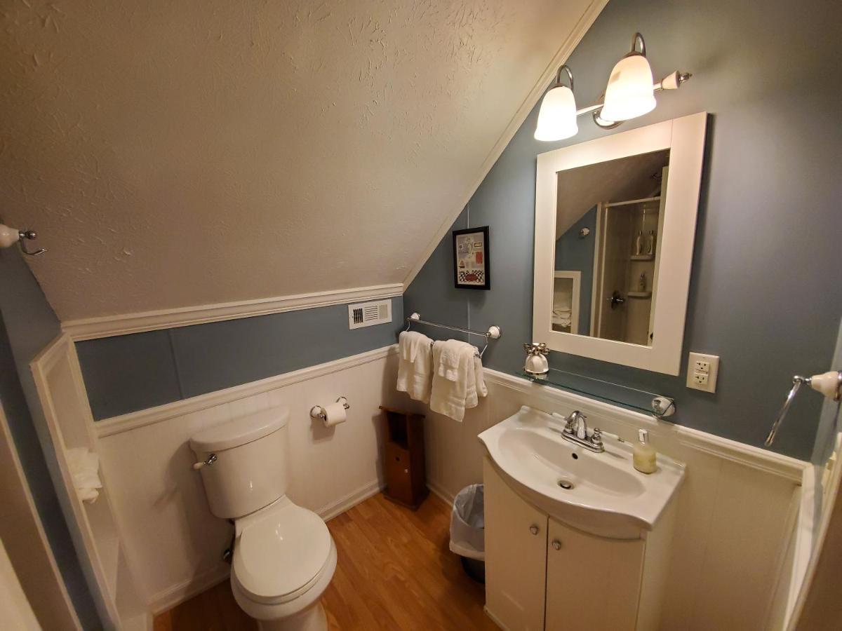Blue Ridge Manor Bed And Breakfast Fancy Gap Екстериор снимка